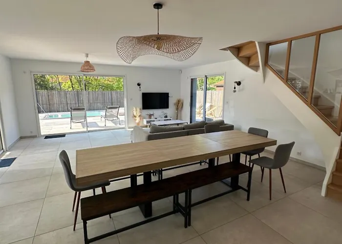 Villa Bord De 85 De Nage Les Conches