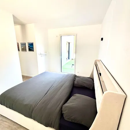 Bord De 85 De Nage Les Conches Villa