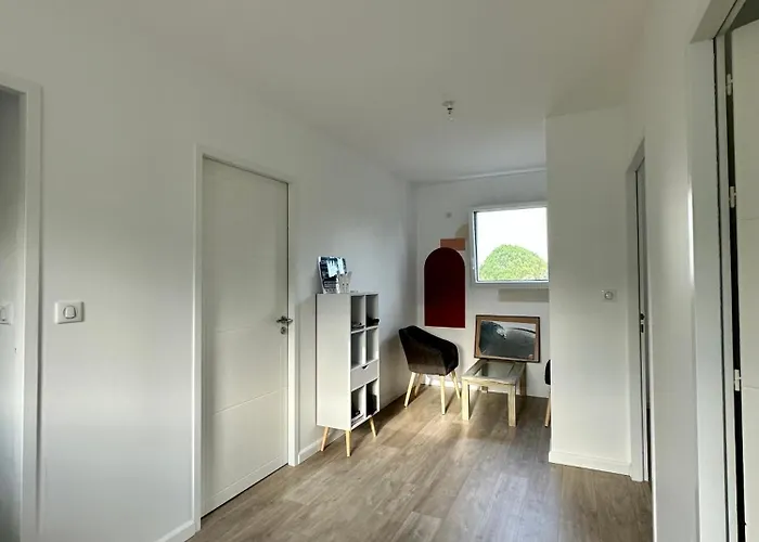 Bord De 85 De Nage Les Conches Villa