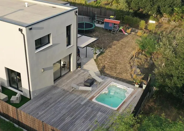 Bord De 85 De Nage Les Conches *